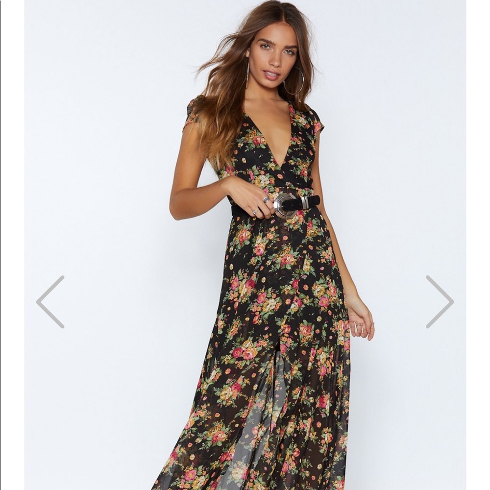 Tell them where to go Floral Dress